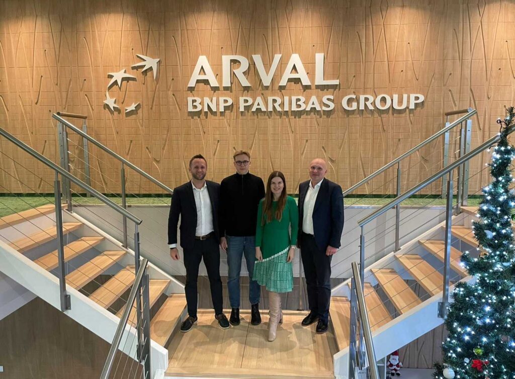 Cachet & Arval